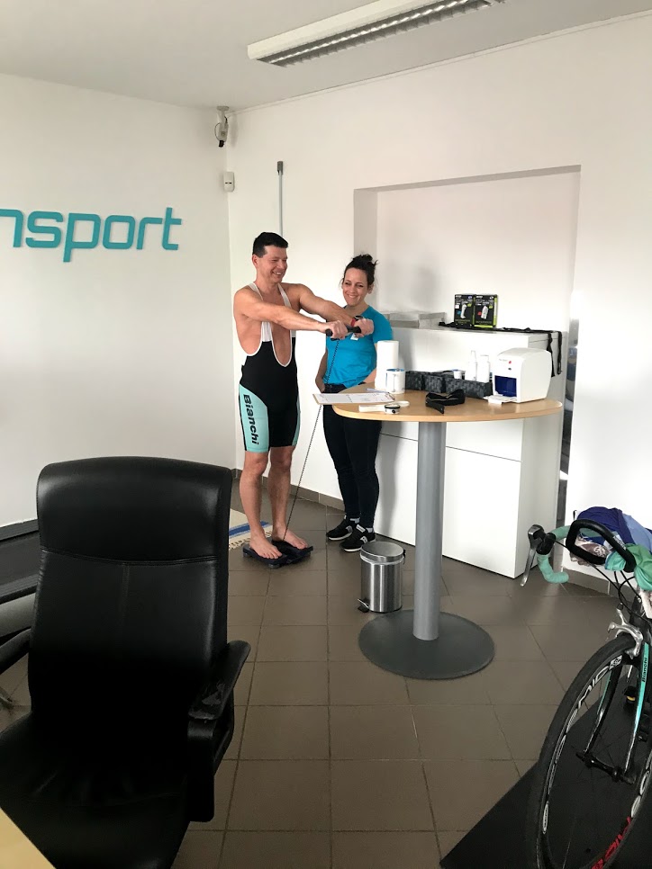 Ensport triatlonos teljesítménydiagnosztikai vizsgálat testzsír elemzés
